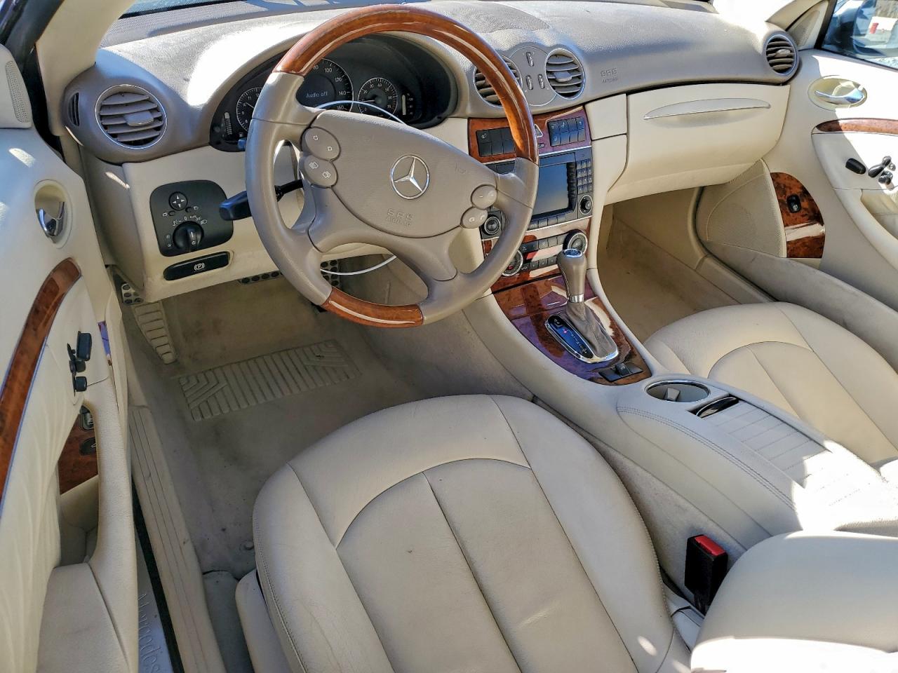 2009 MERCEDES-BENZ CLK 350 photo 8