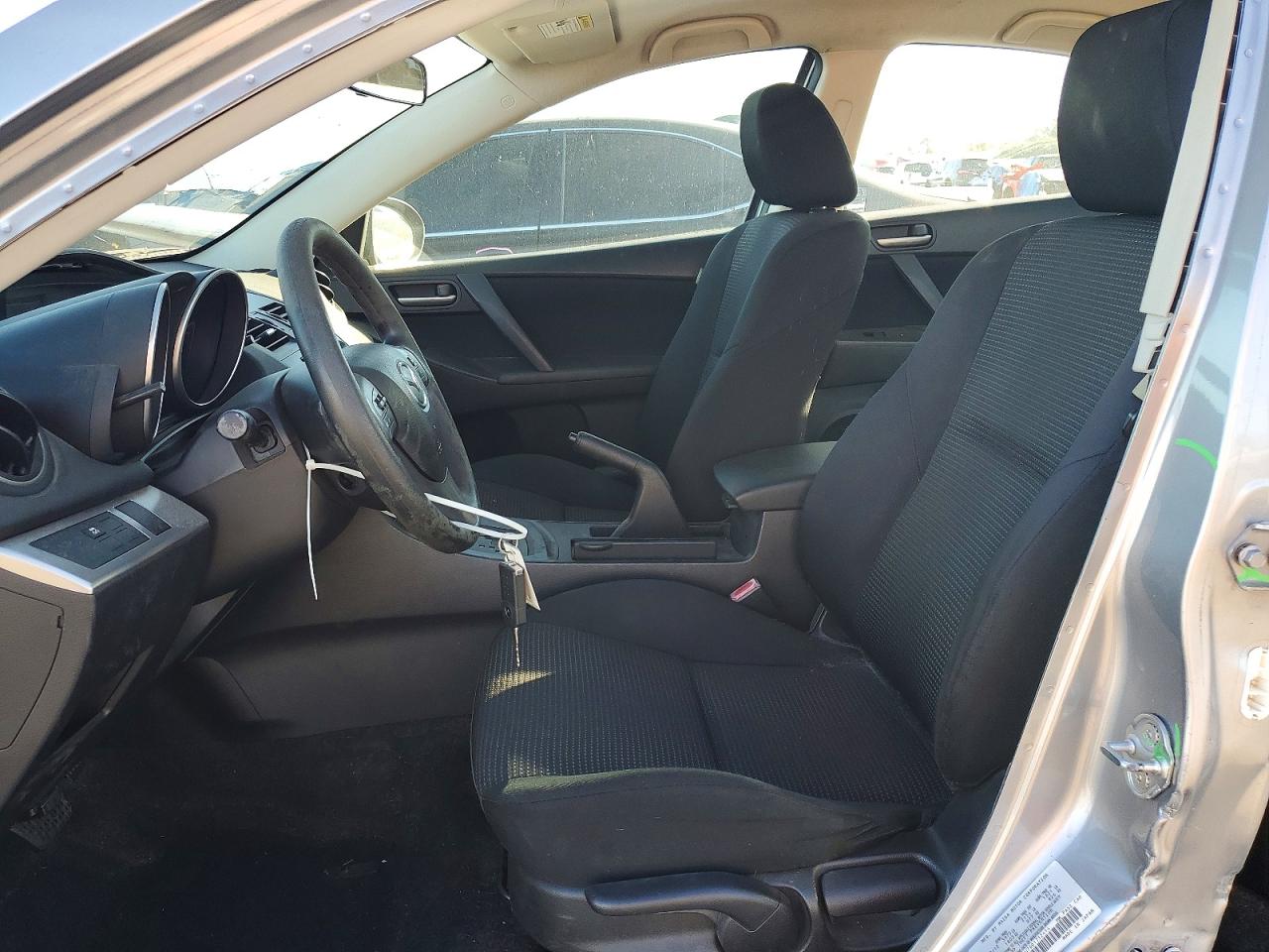 2013 MAZDA 3 I photo 7