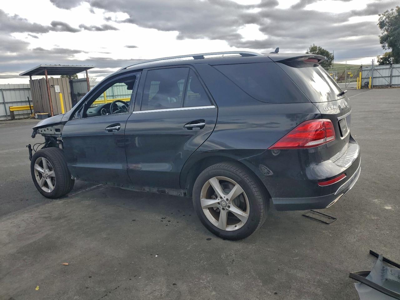 2016 MERCEDES-BENZ GLE 350 4MATIC photo 2