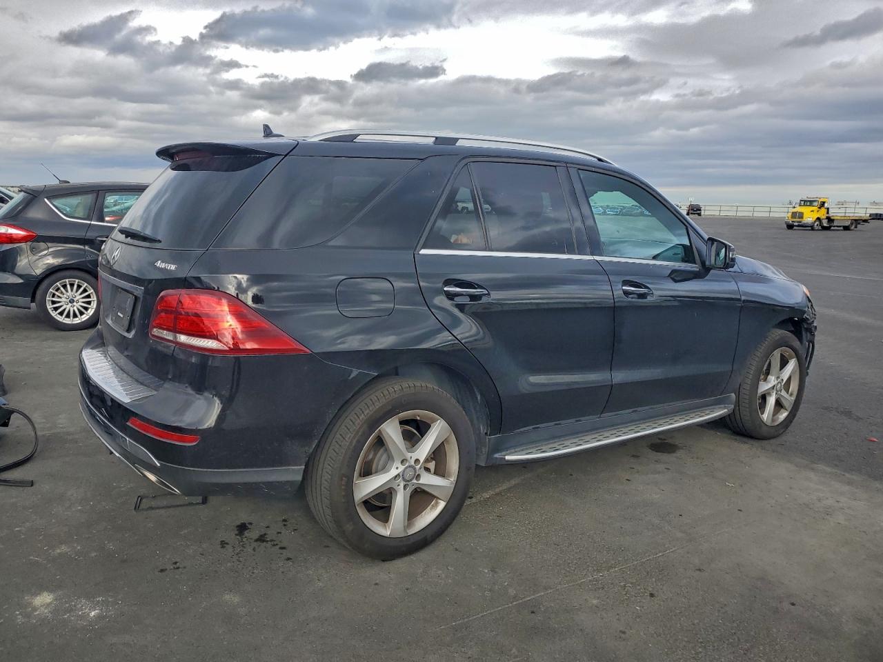 2016 MERCEDES-BENZ GLE 350 4MATIC photo 3