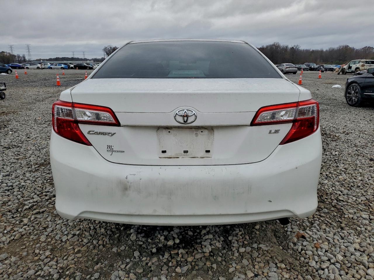 2012 TOYOTA CAMRY BASE photo 16