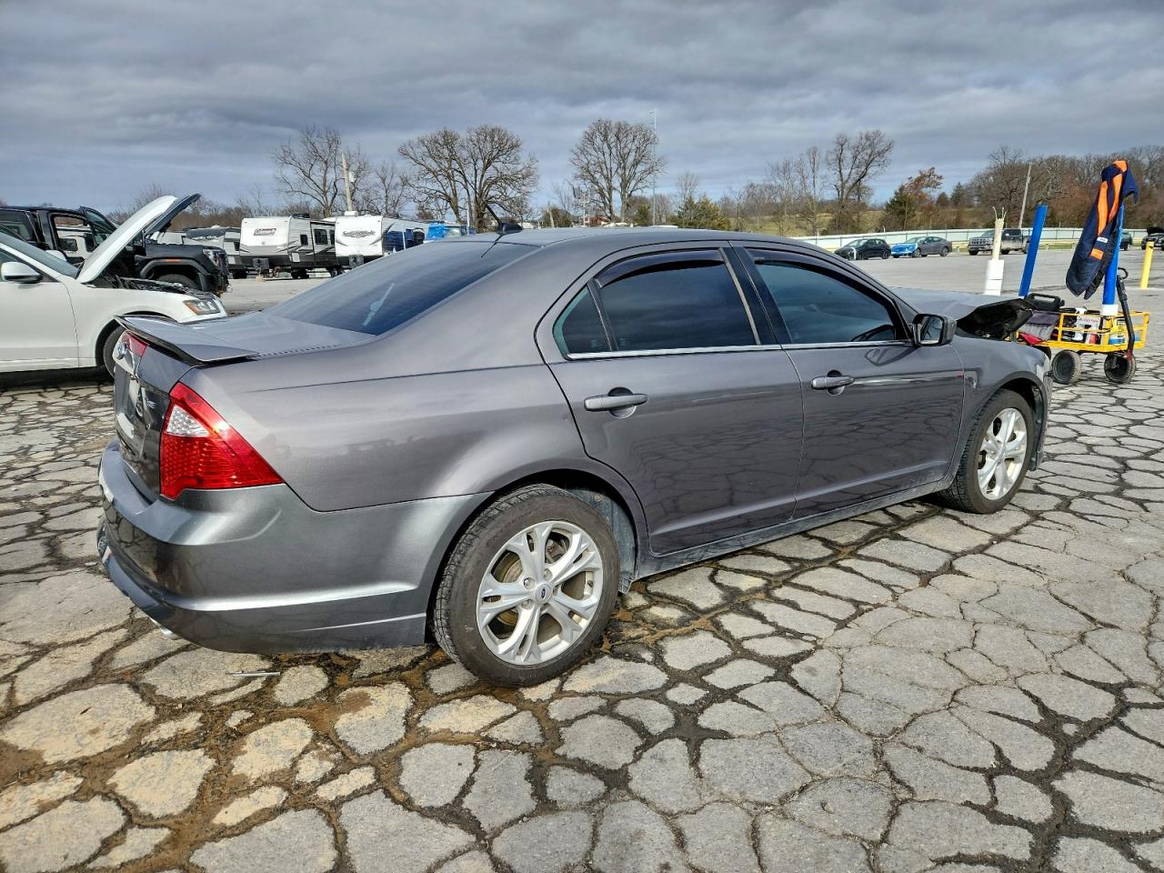 2012 FORD FUSION SE photo 3
