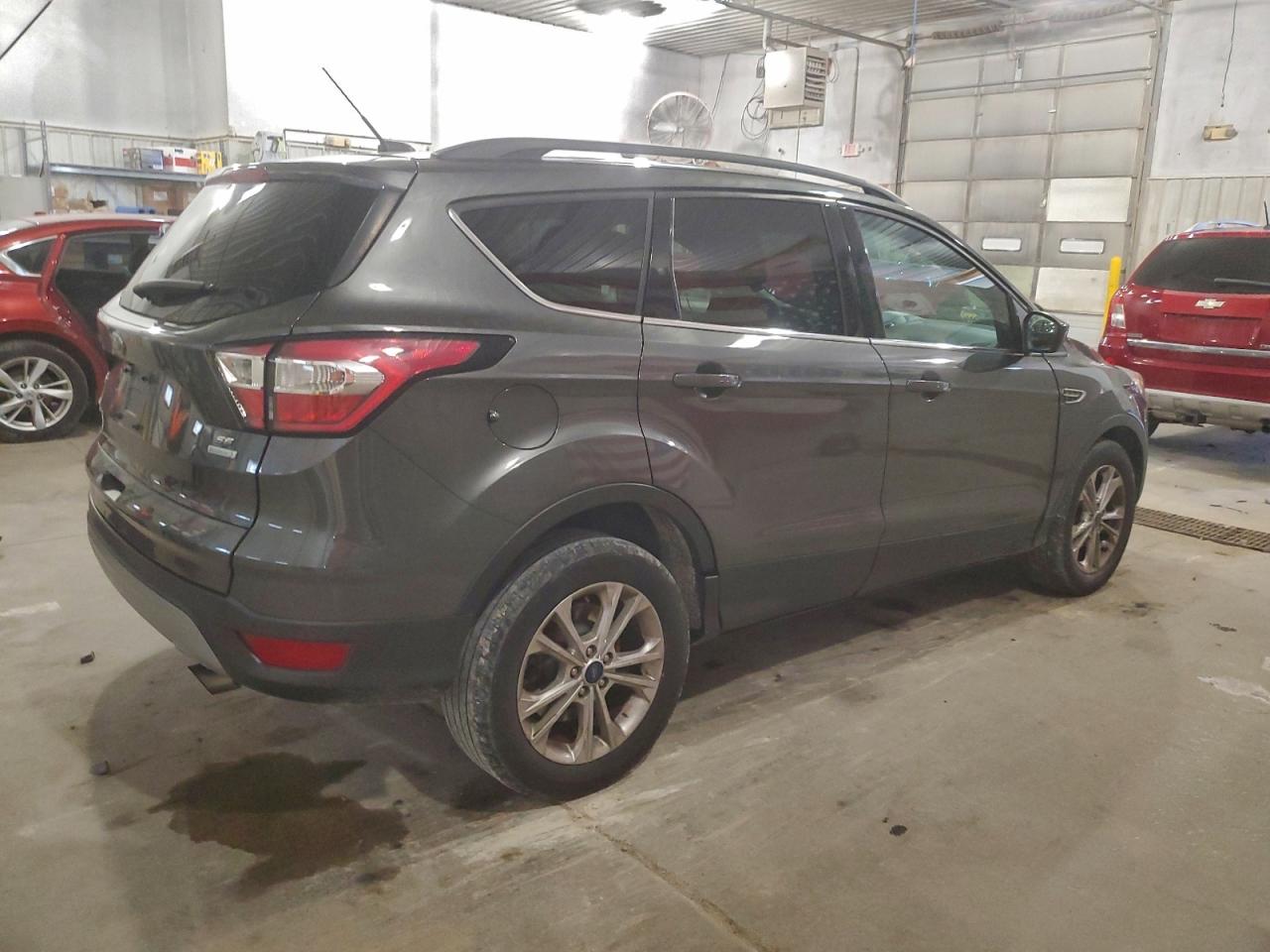 2017 FORD ESCAPE SE photo 3