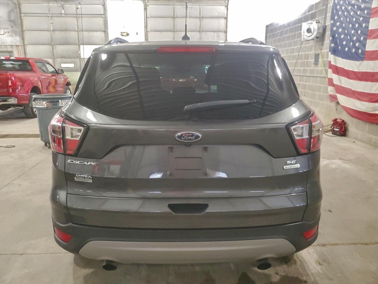 2017 FORD ESCAPE SE photo 6