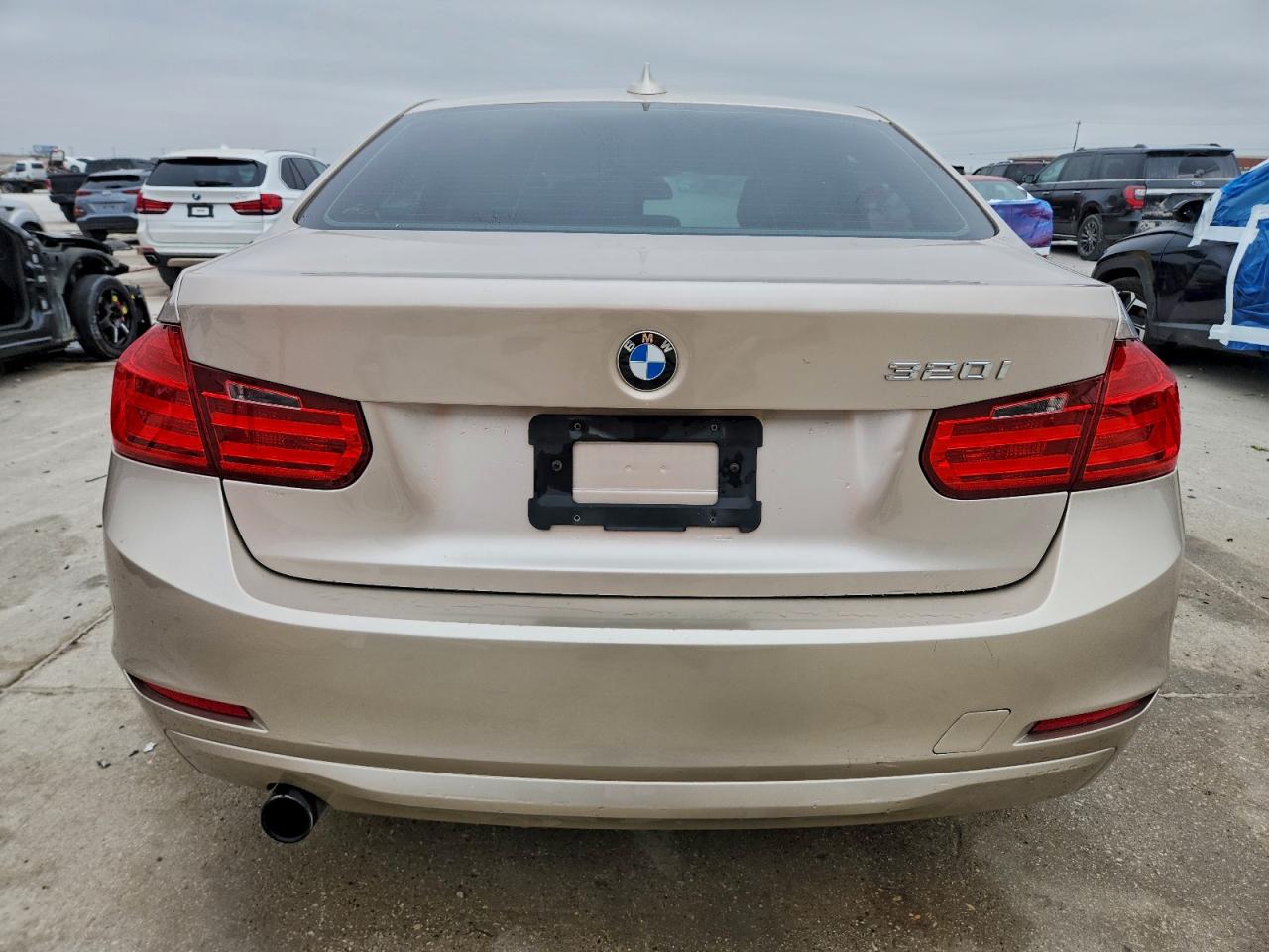 2014 BMW 320 I photo 6