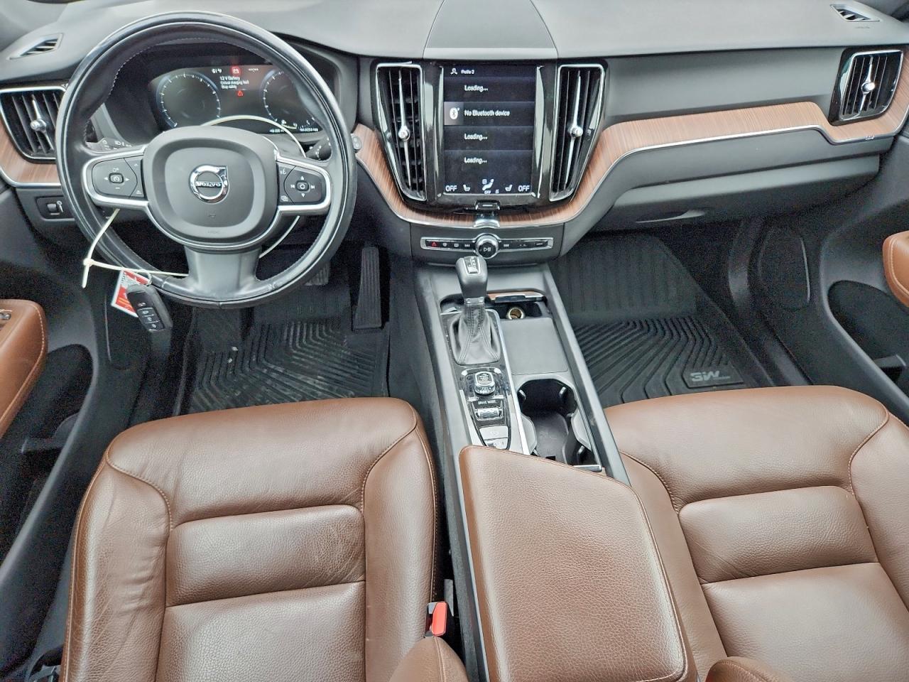 2021 VOLVO XC60 T5 MOMENTUM photo 8