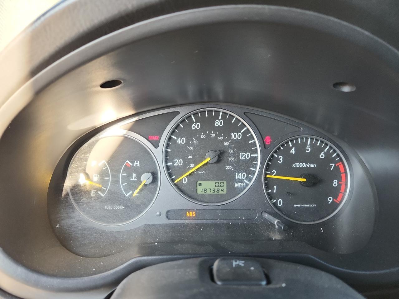 2002 SUBARU IMPREZA photo 25