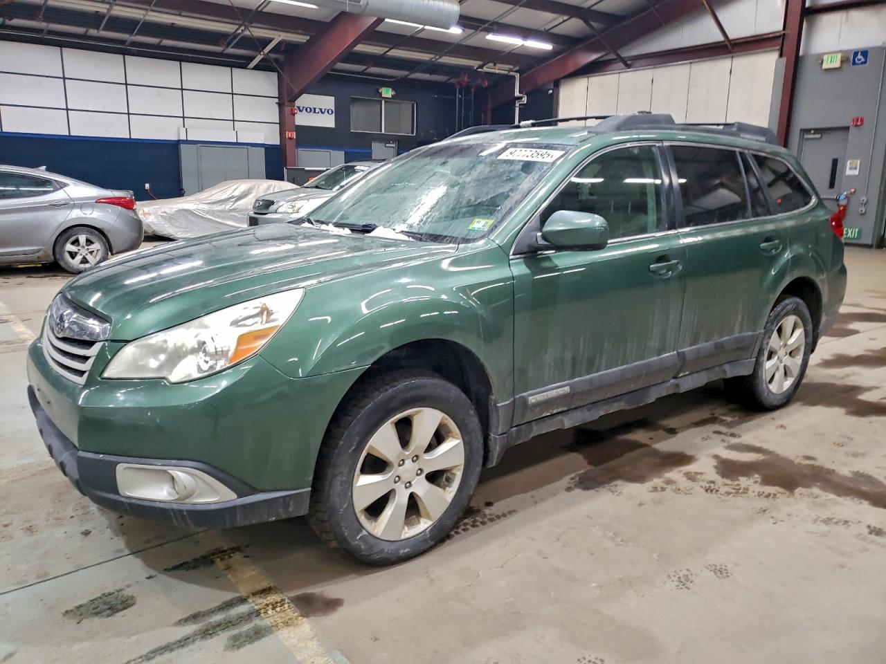 2011 SUBARU OUTBACK