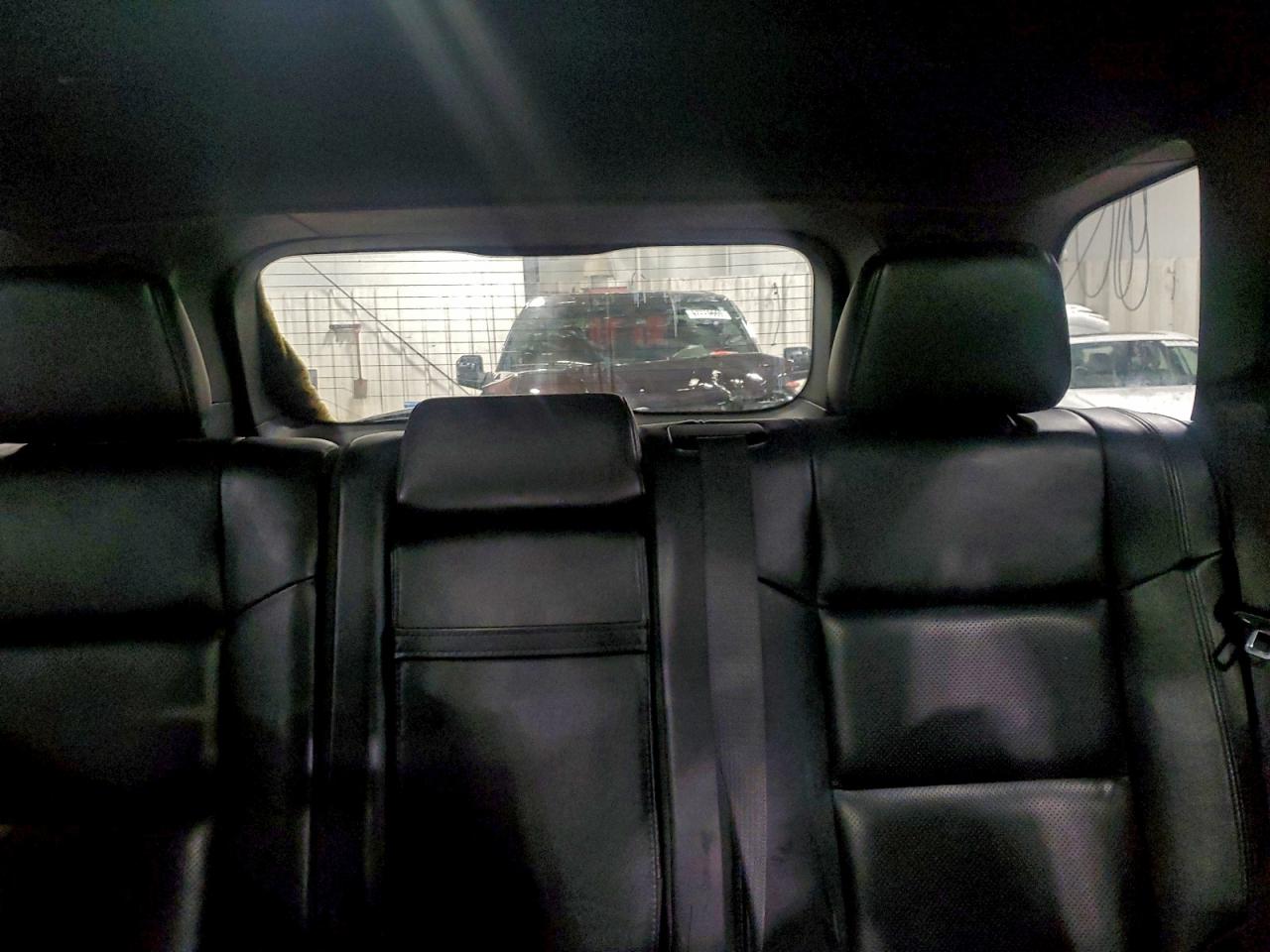 2019 JEEP GRAND CHEROKEE OVERLAND photo 19