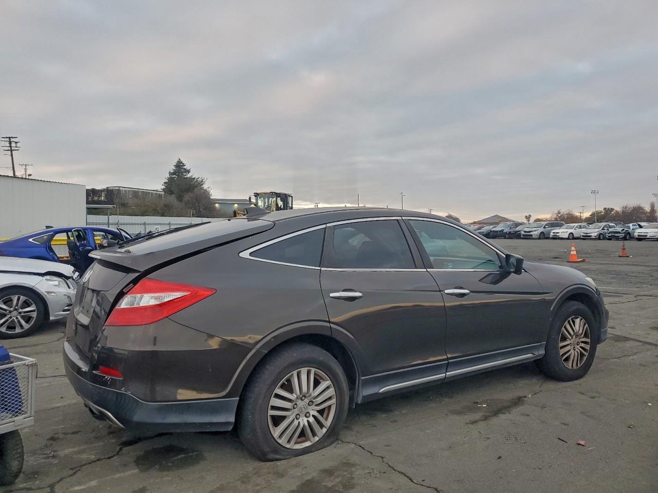 2014 HONDA CROSSTOUR EXL photo 3