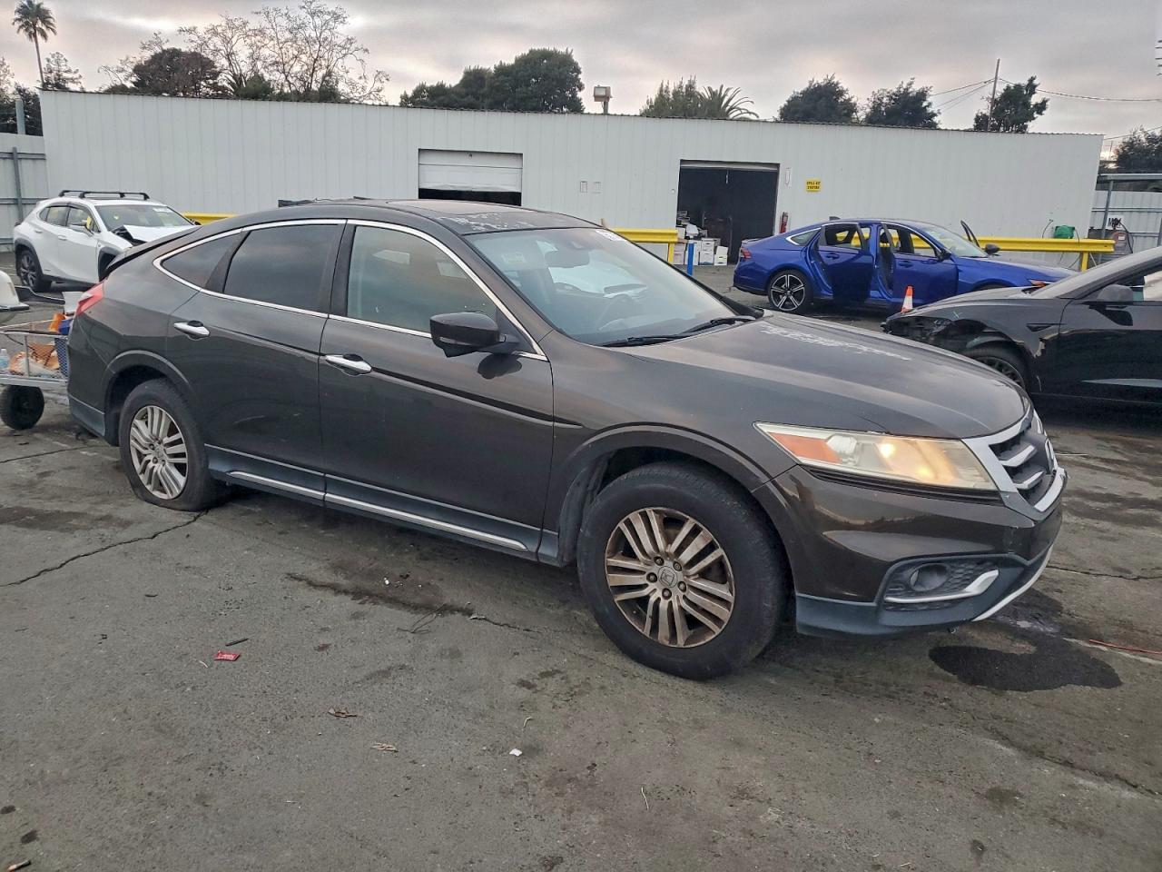 2014 HONDA CROSSTOUR EXL photo 4