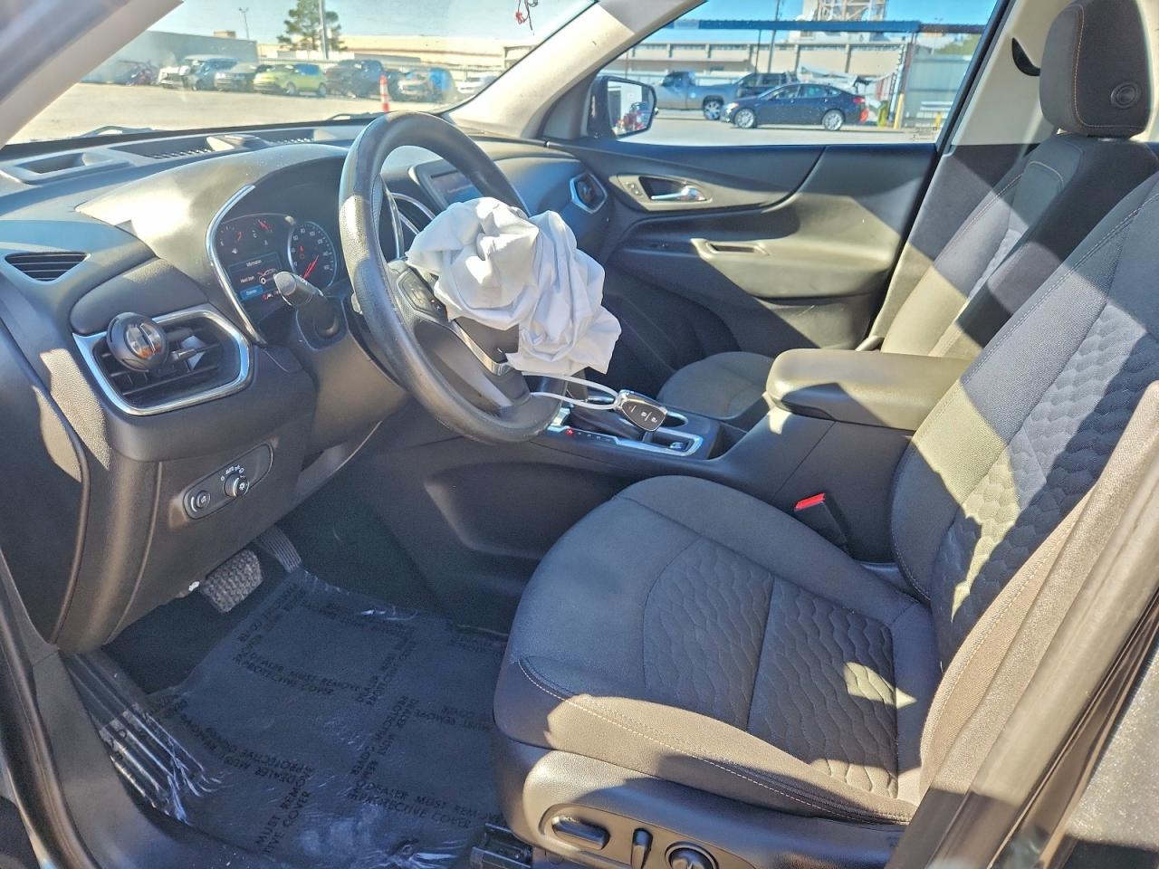 2020 CHEVROLET EQUINOX LT photo 7