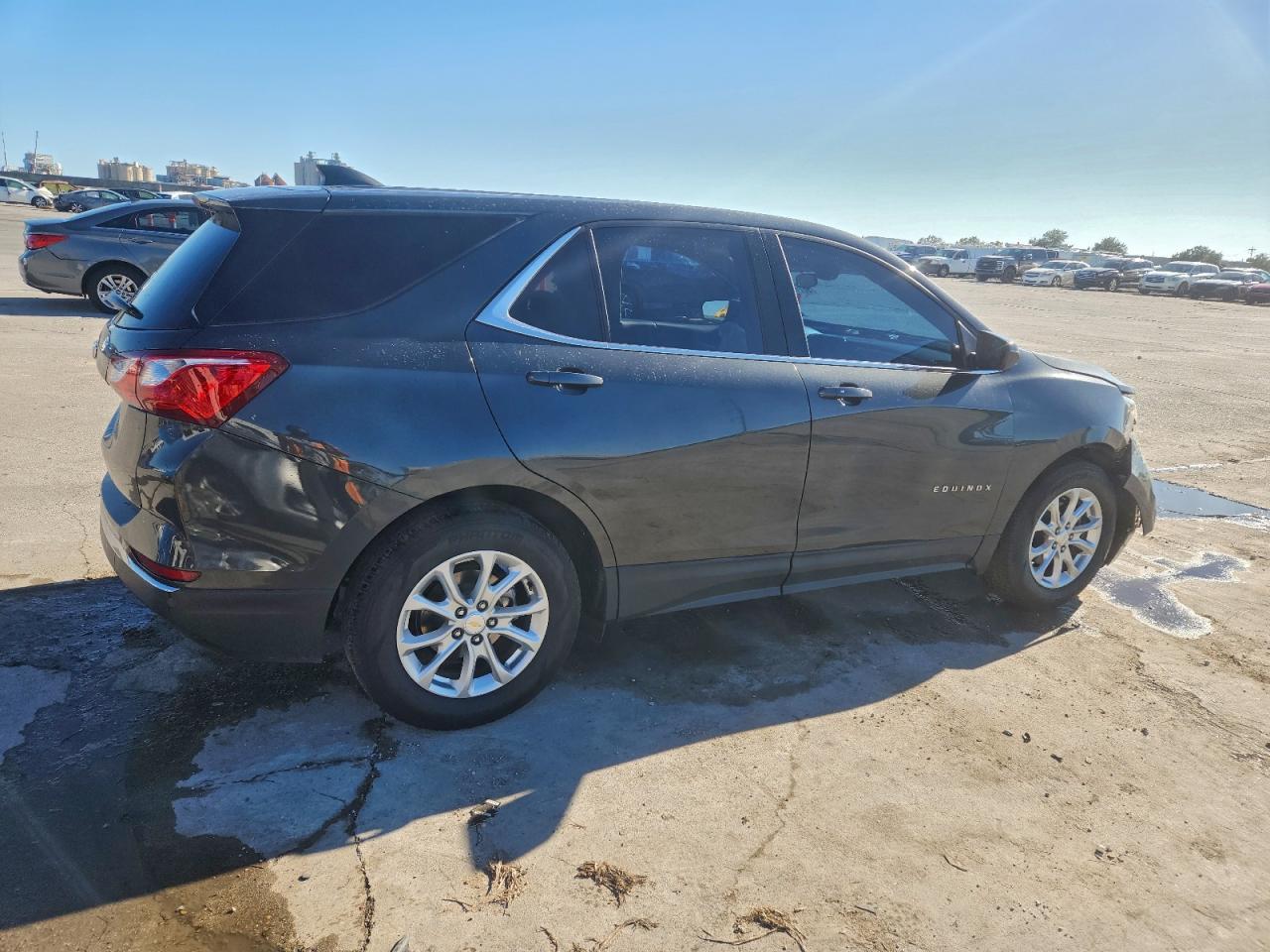 2020 CHEVROLET EQUINOX LT photo 3
