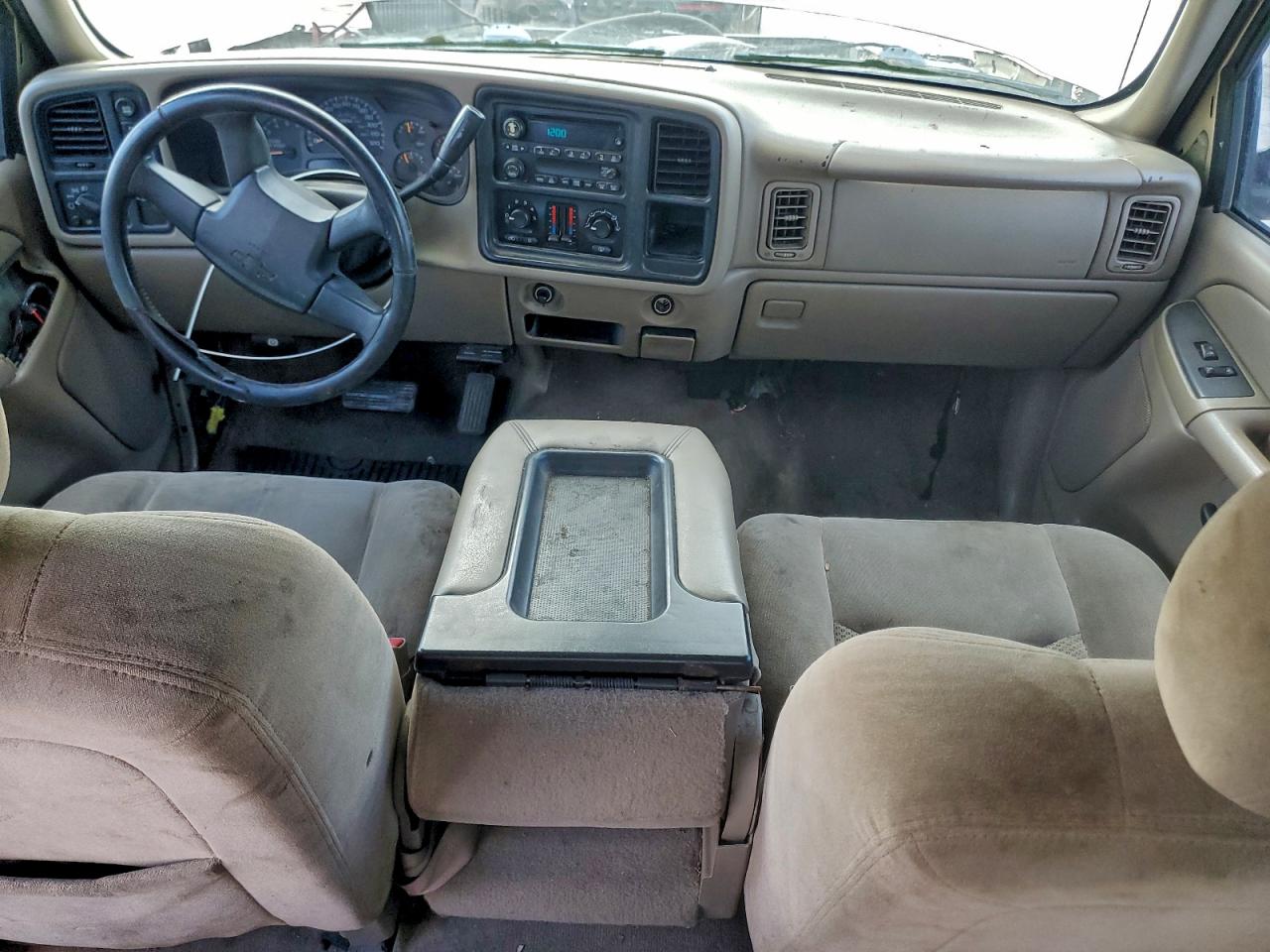 2004 CHEVROLET SILVERADO K2500 photo 8