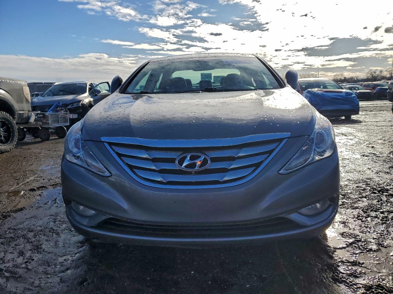 2011 HYUNDAI SONATA SE photo 5
