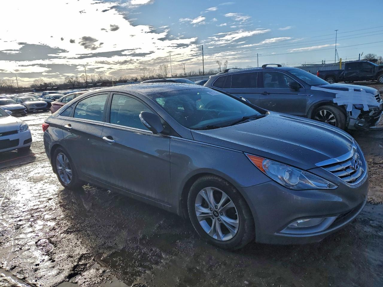 2011 HYUNDAI SONATA SE photo 4