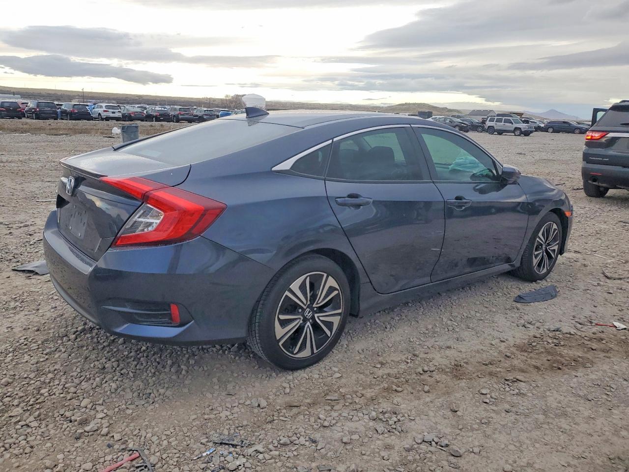 2016 HONDA CIVIC EXL photo 3