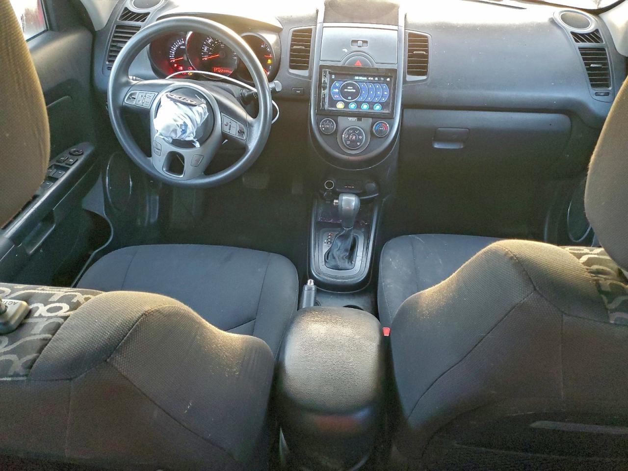 2011 KIA SOUL + photo 8