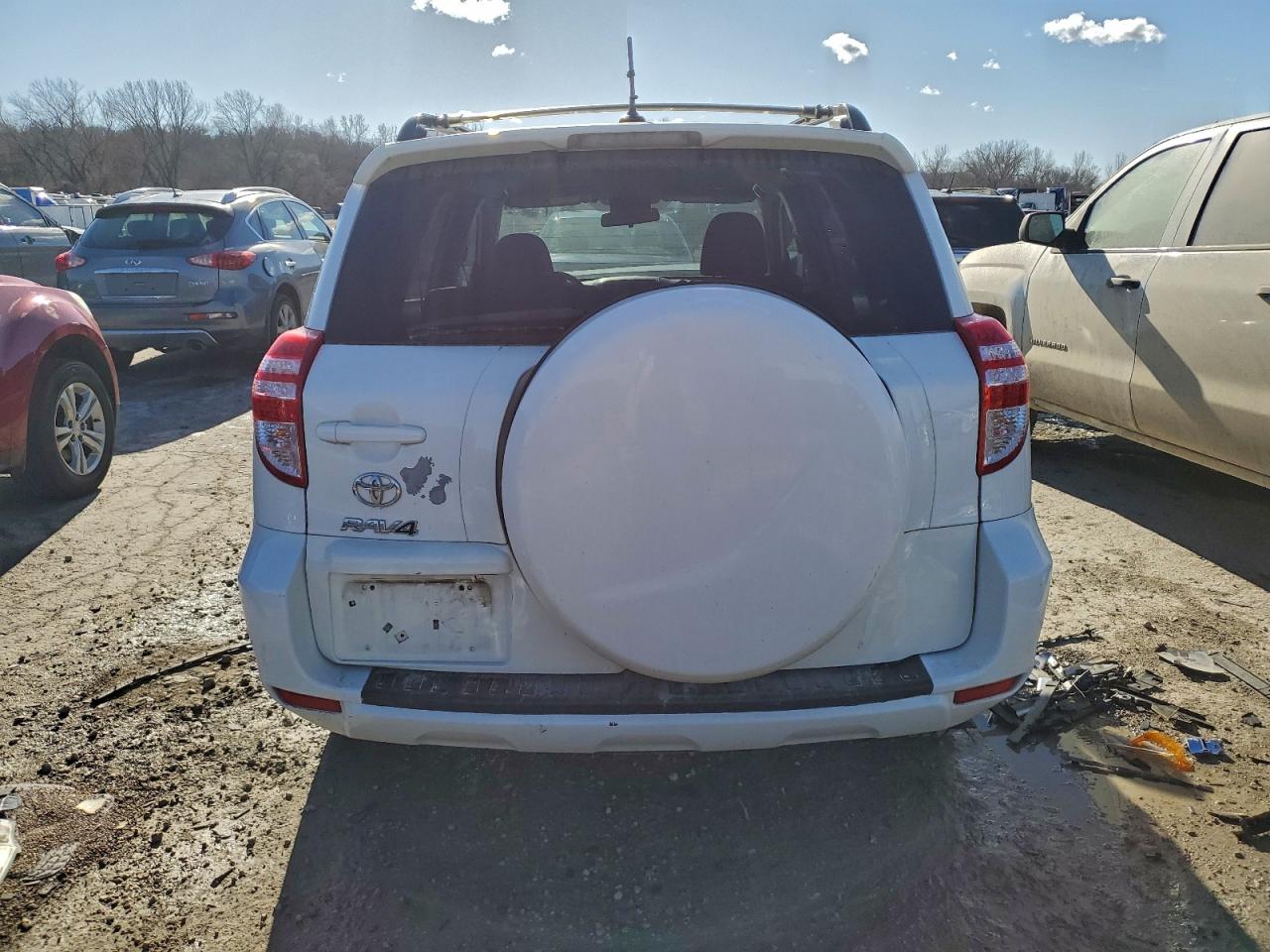 2011 TOYOTA RAV4 photo 6
