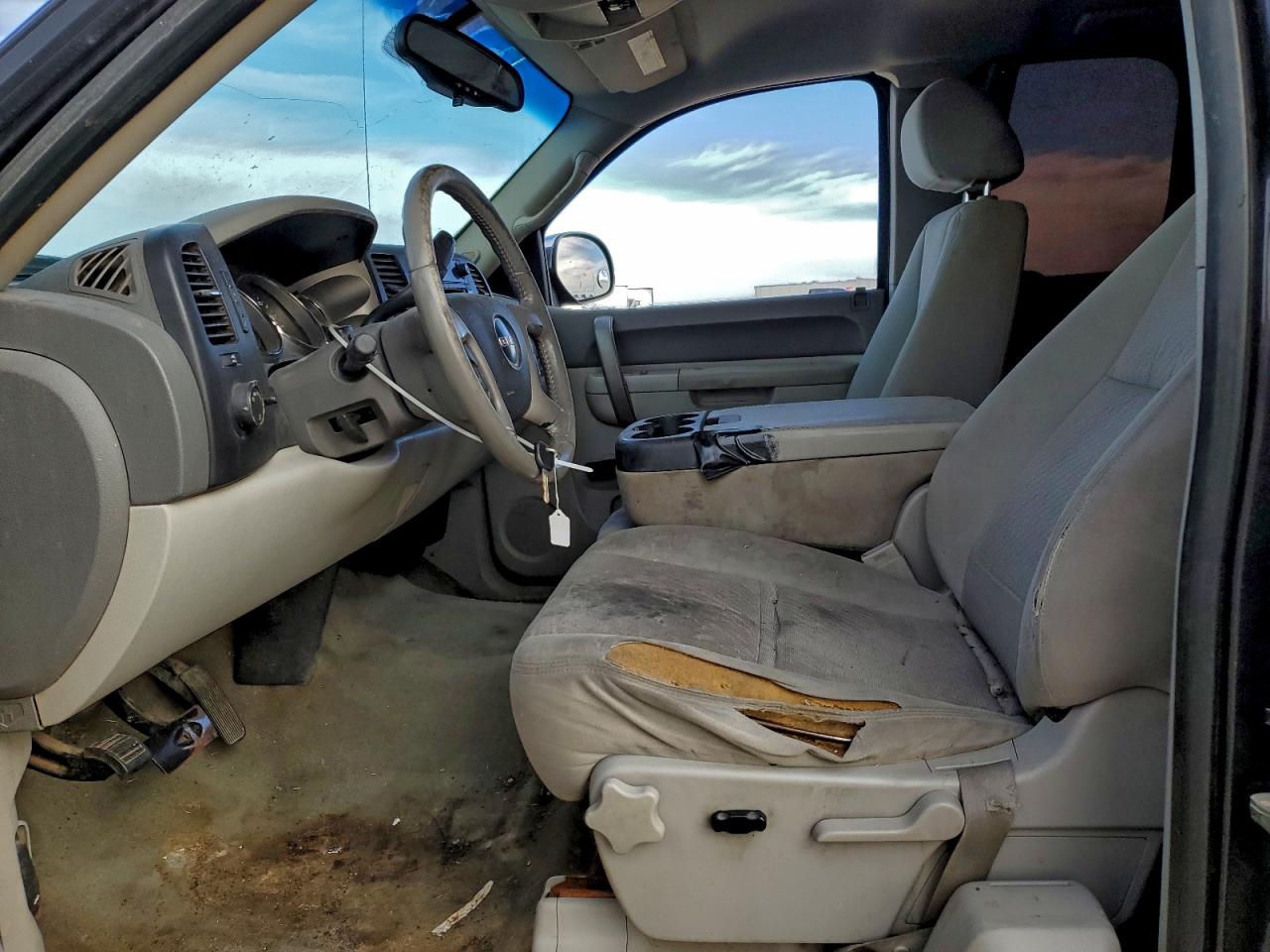 2011 GMC SIERRA C1500 SLE photo 7