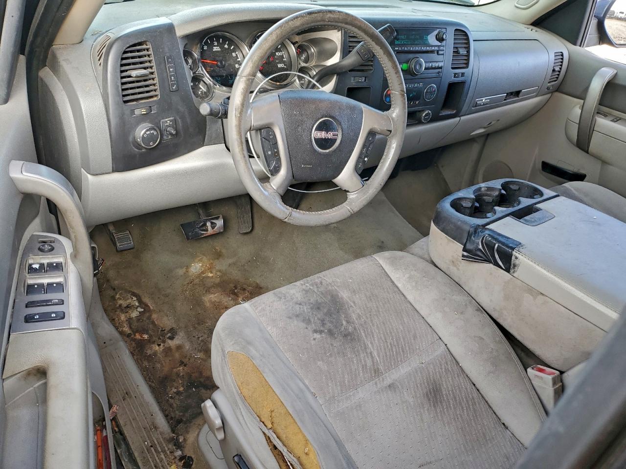 2011 GMC SIERRA C1500 SLE photo 8