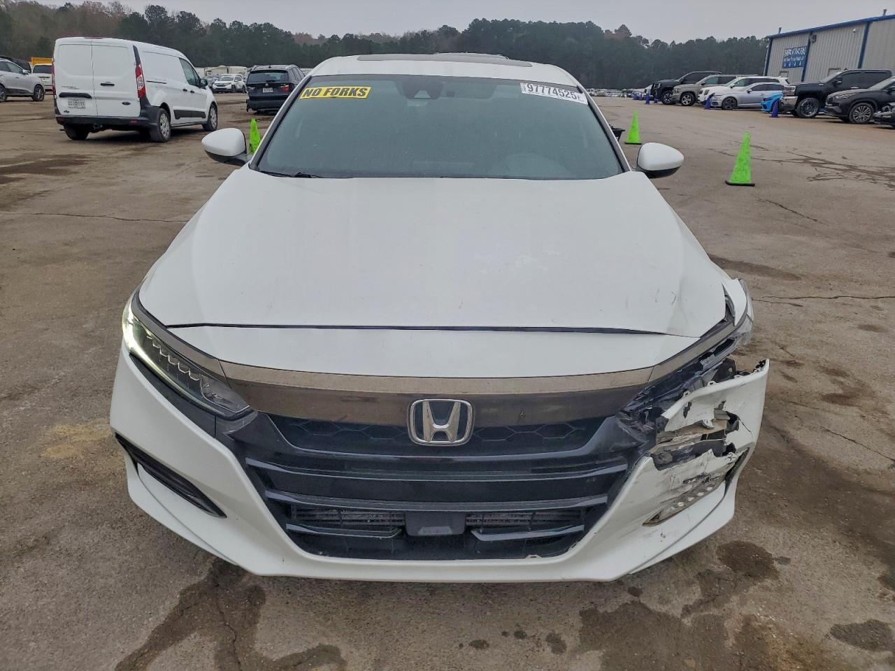 2020 HONDA ACCORD SPORT photo 5