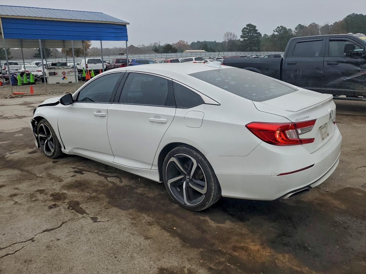 2020 HONDA ACCORD SPORT photo 2