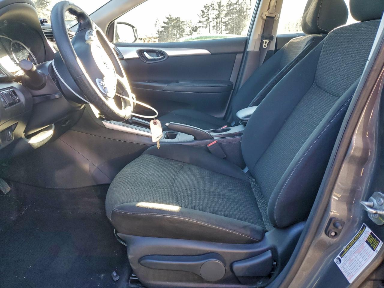 2019 NISSAN SENTRA S photo 25