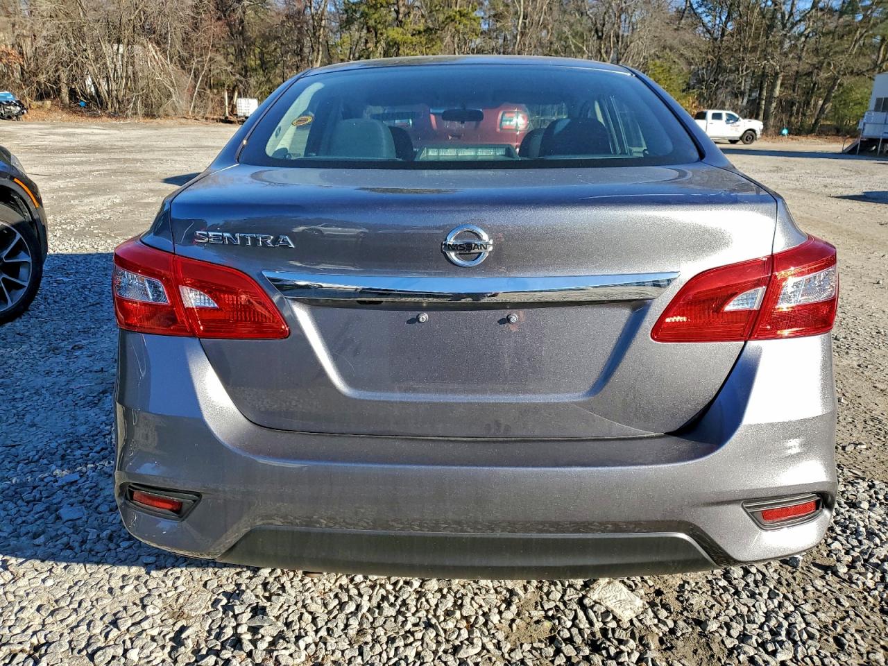 2019 NISSAN SENTRA S photo 21