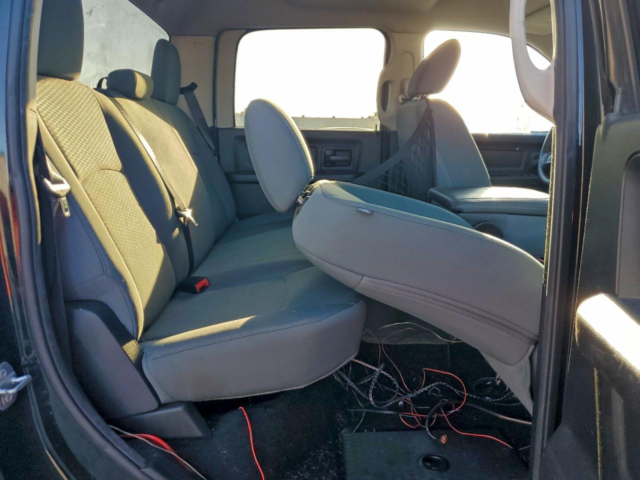 2016 RAM 1500 ST photo 10