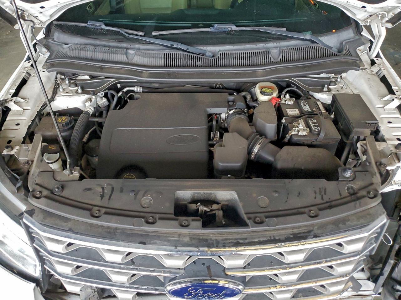 2016 FORD EXPLORER XLT photo 12