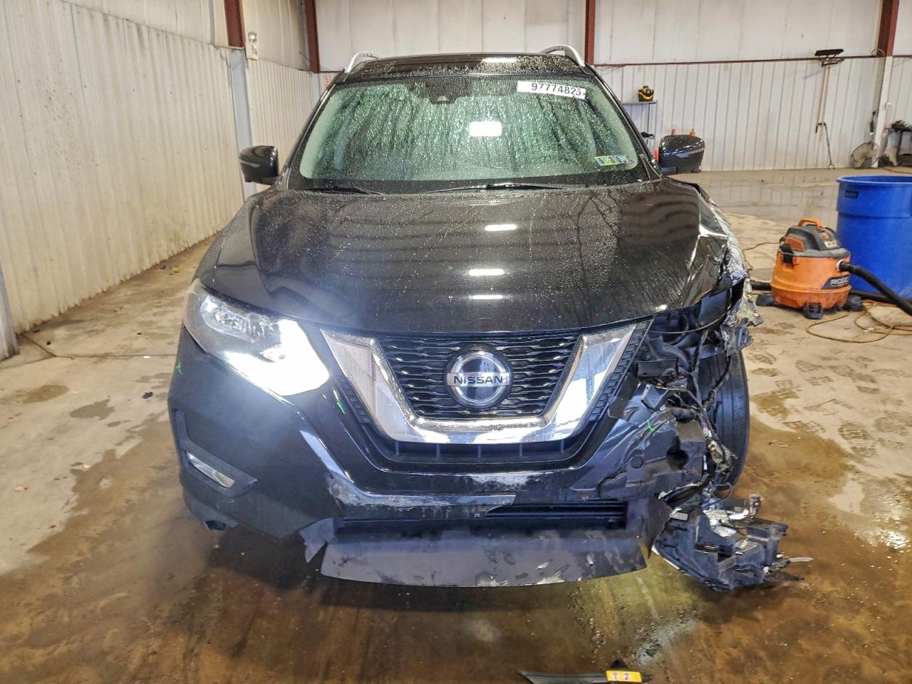 2019 NISSAN ROGUE S photo 5