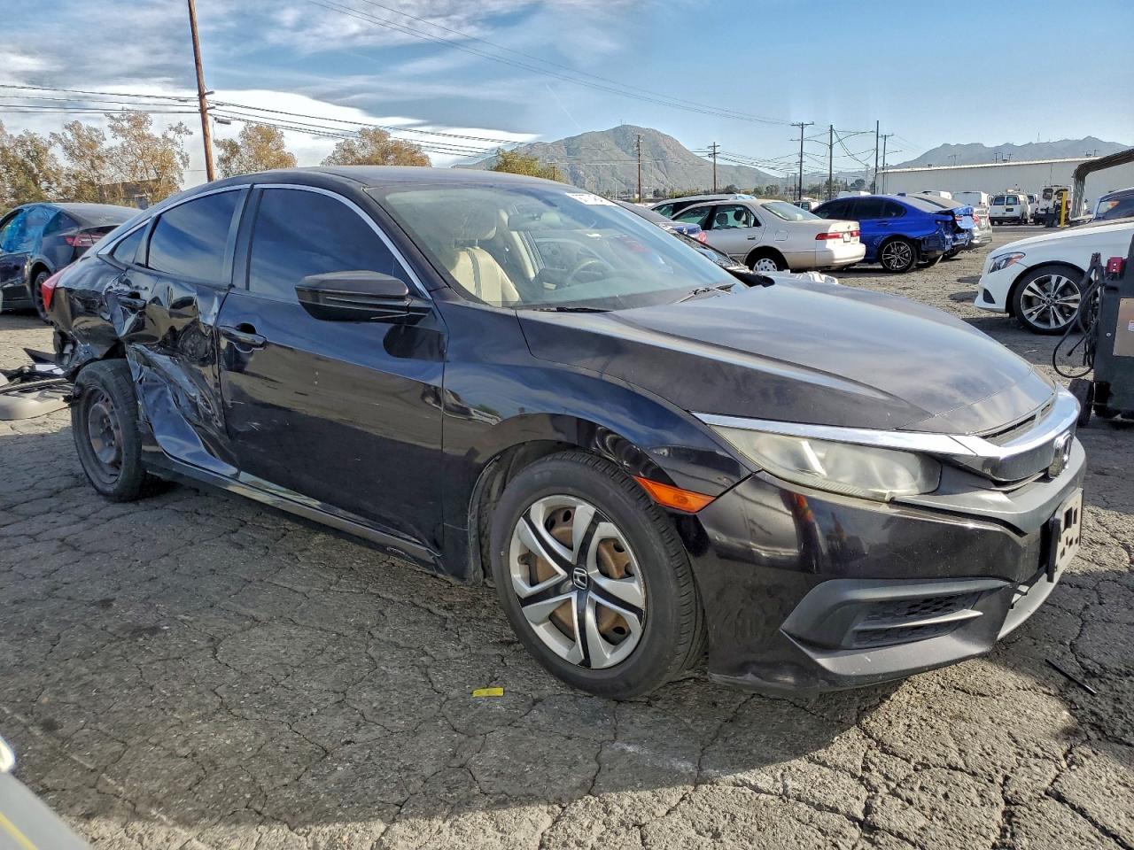 2016 HONDA CIVIC LX photo 4