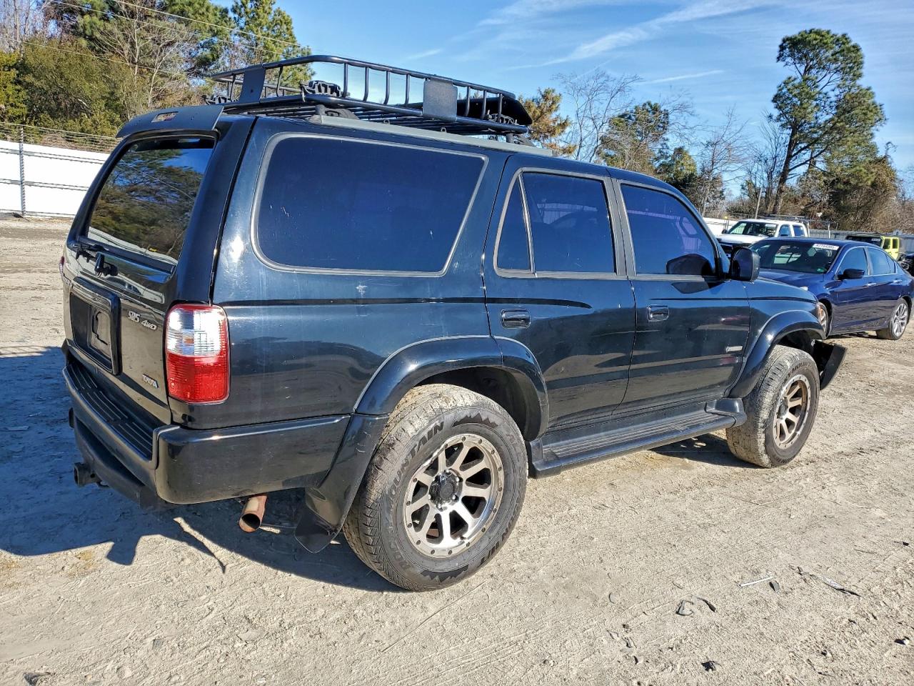 2002 TOYOTA 4RUNNER SR5 photo 3