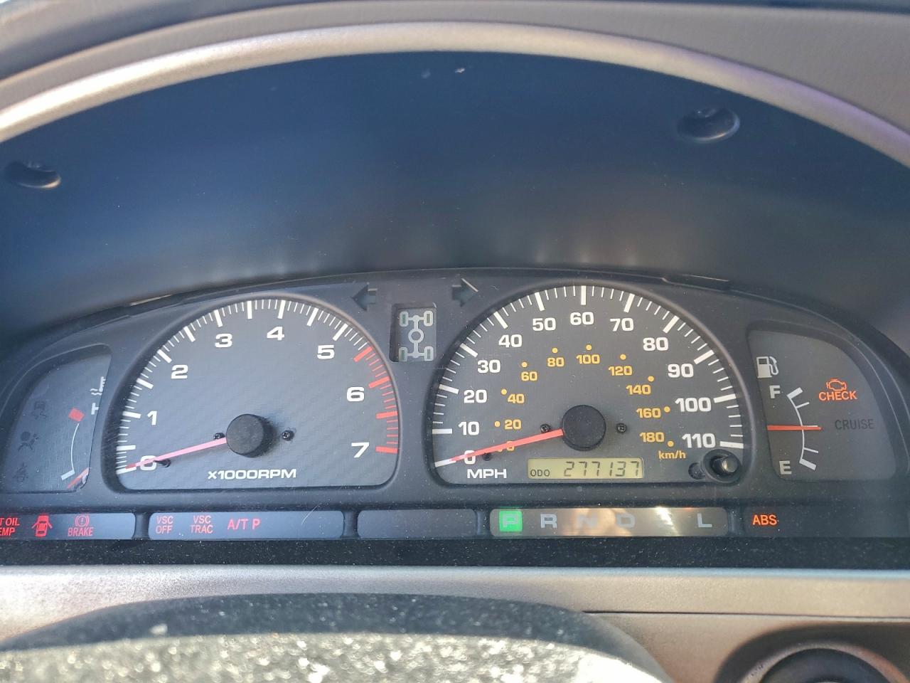 2002 TOYOTA 4RUNNER SR5 photo 9