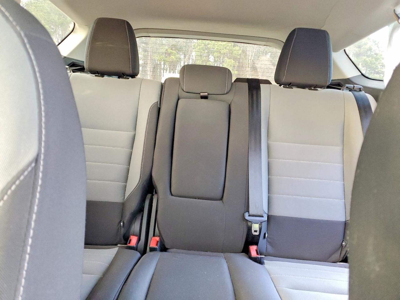 2016 FORD ESCAPE SE photo 10