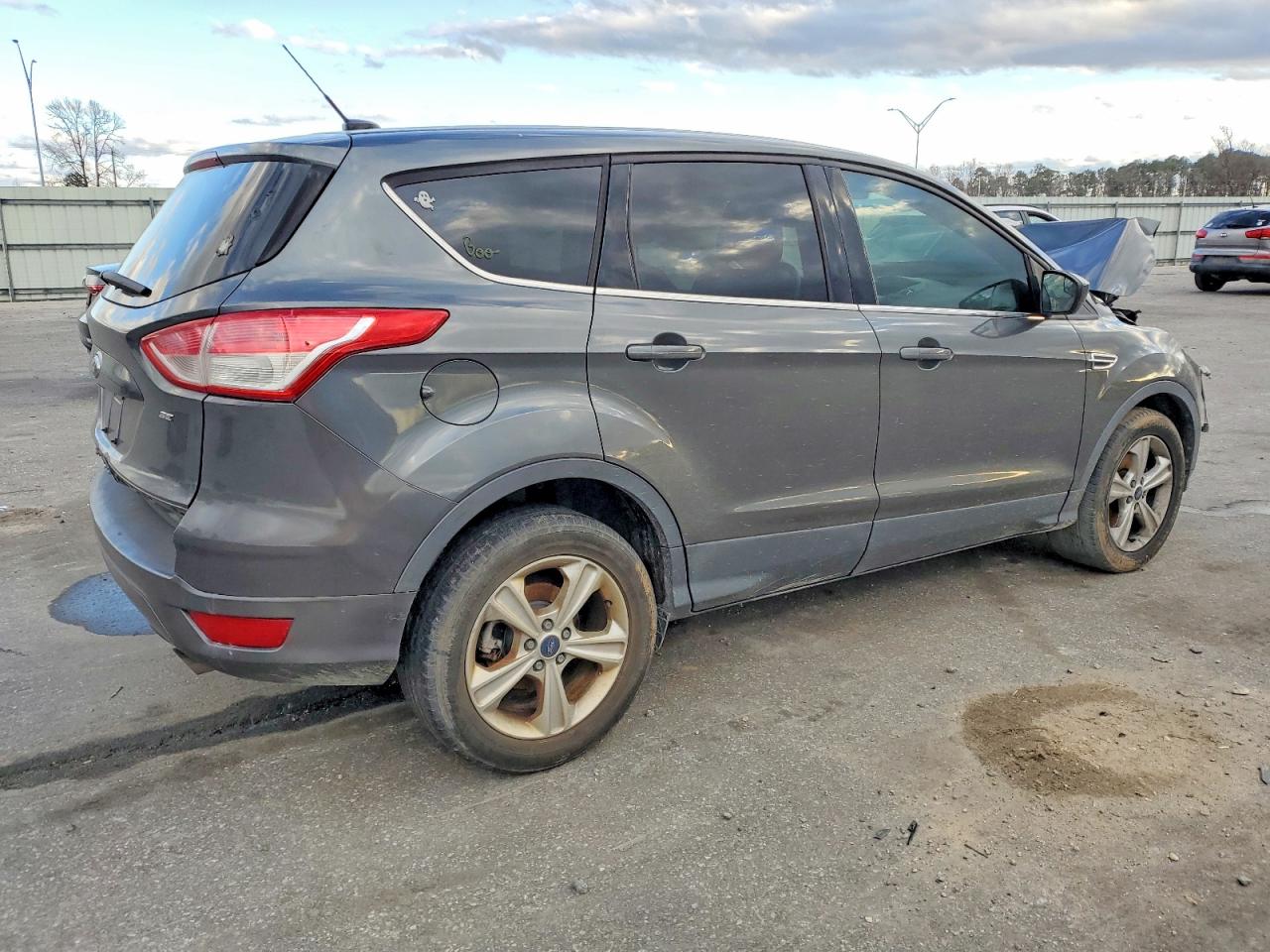 2016 FORD ESCAPE SE photo 3
