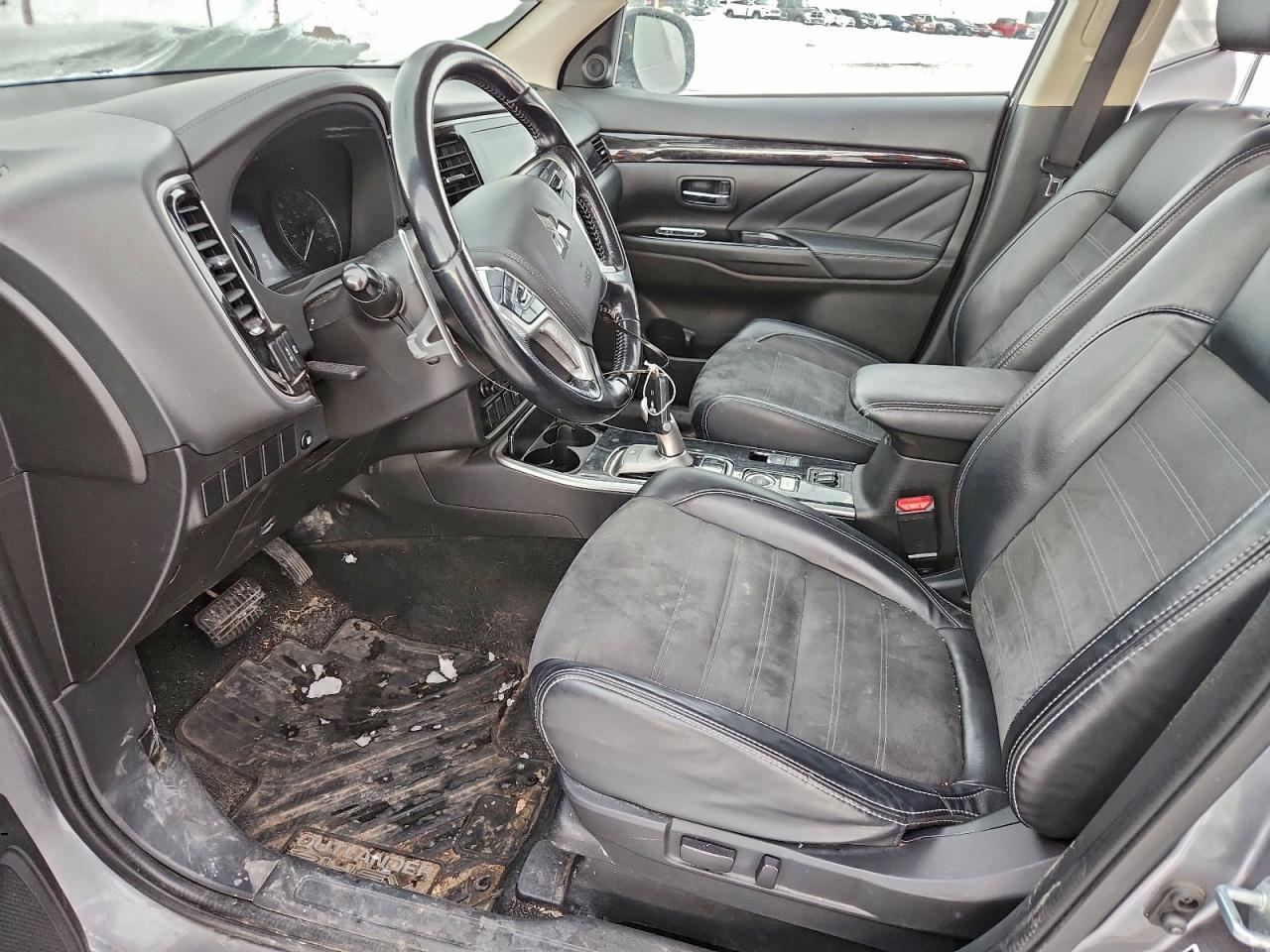 2018 MITSUBISHI OUTLANDER SE photo 7