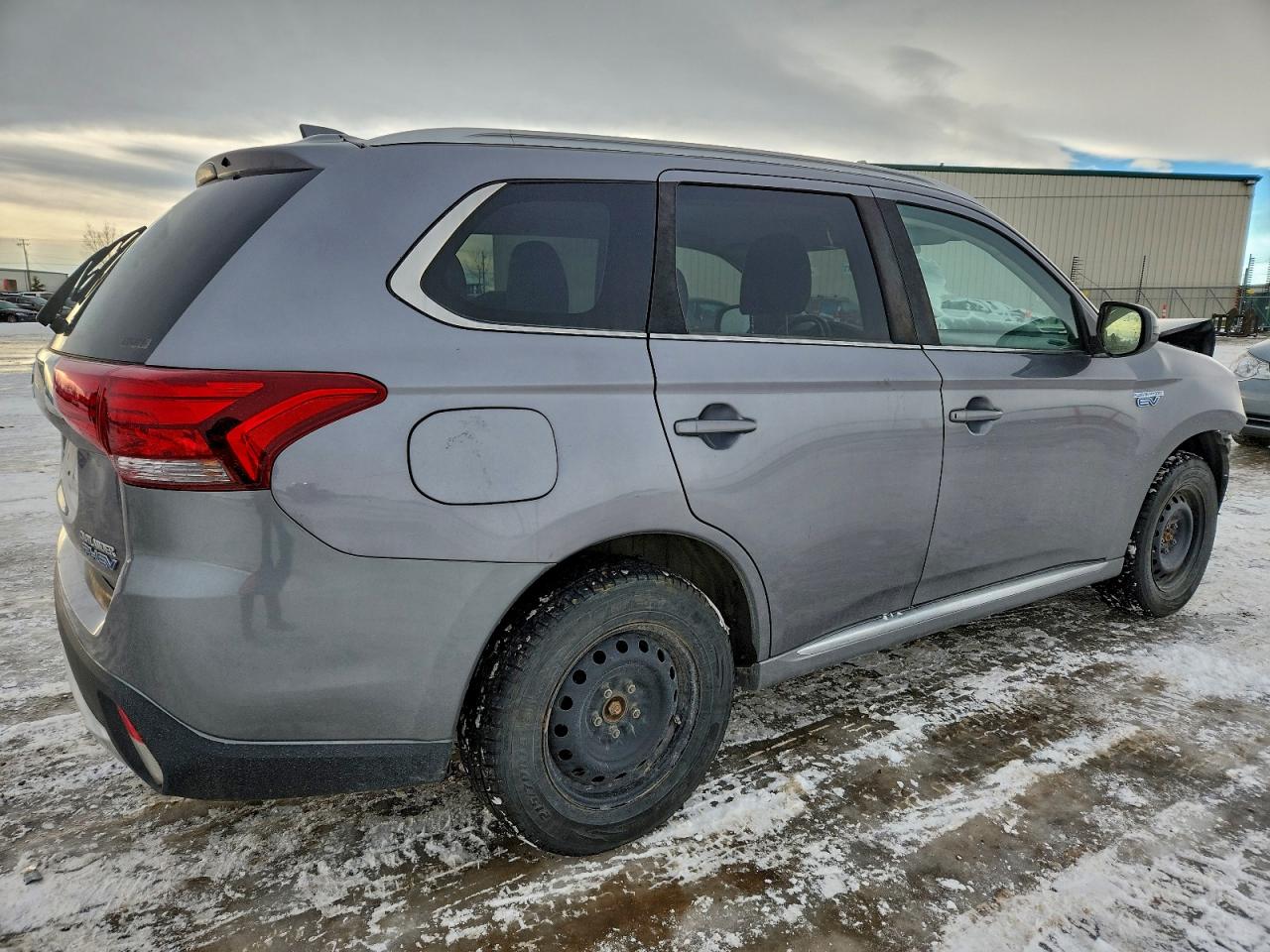 2018 MITSUBISHI OUTLANDER SE photo 3