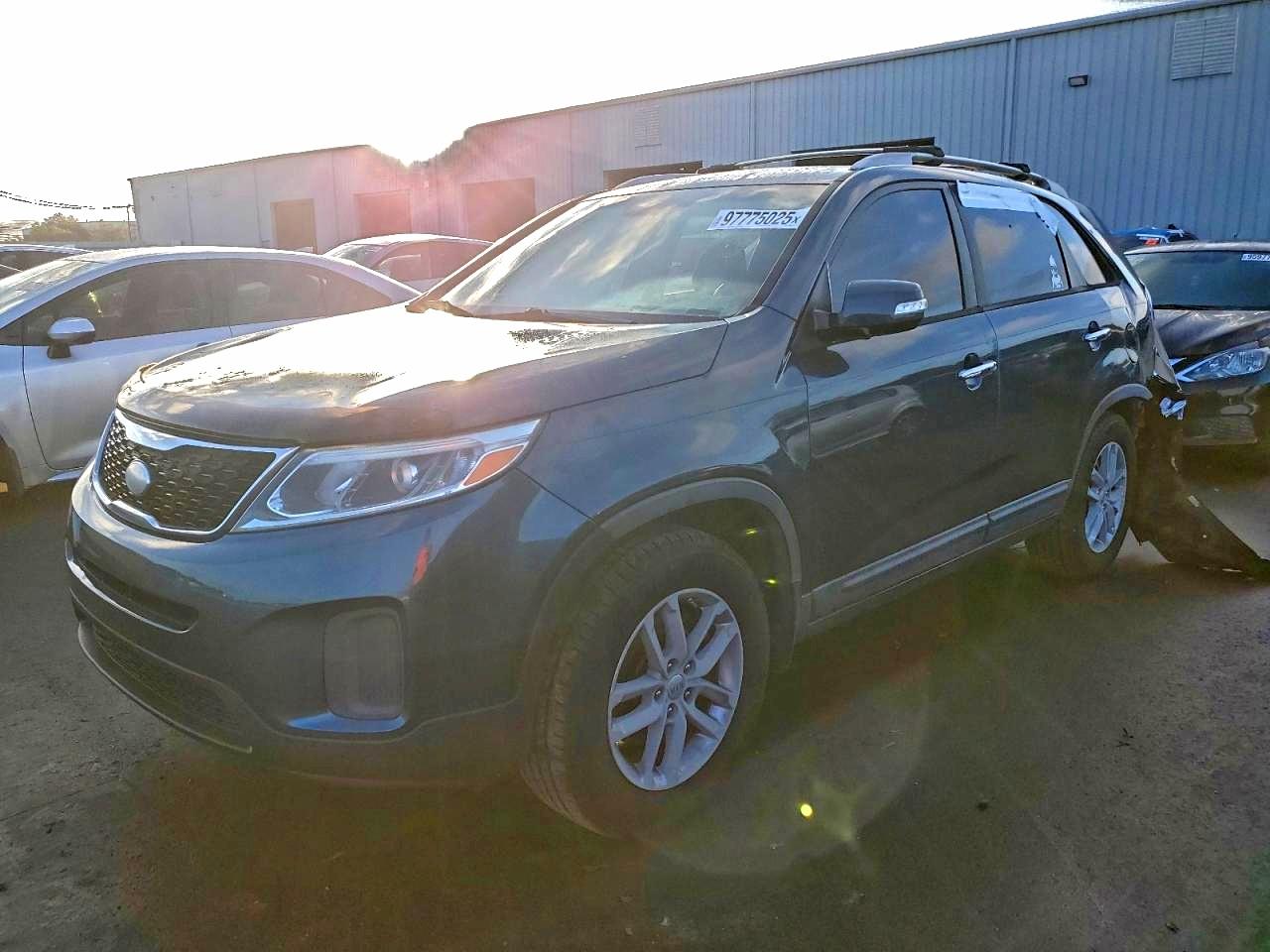 2015 KIA SORENTO