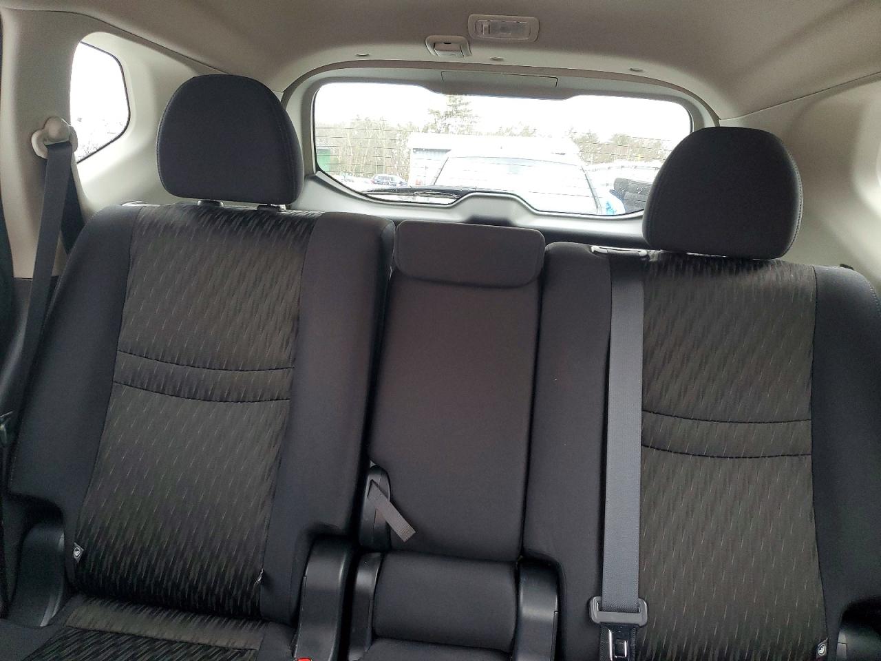 2018 NISSAN ROGUE S photo 10