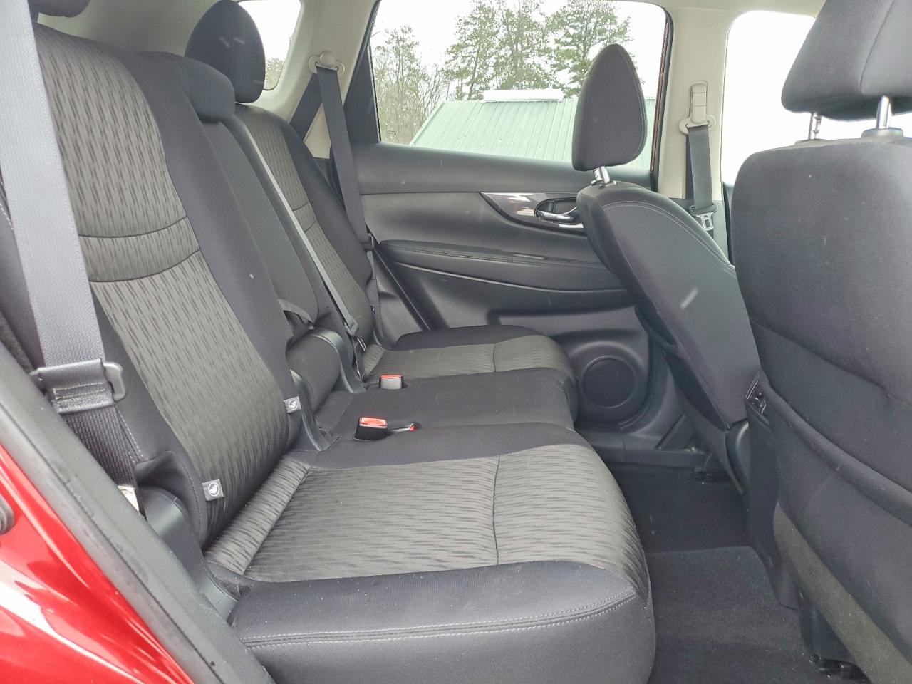 2018 NISSAN ROGUE S photo 11