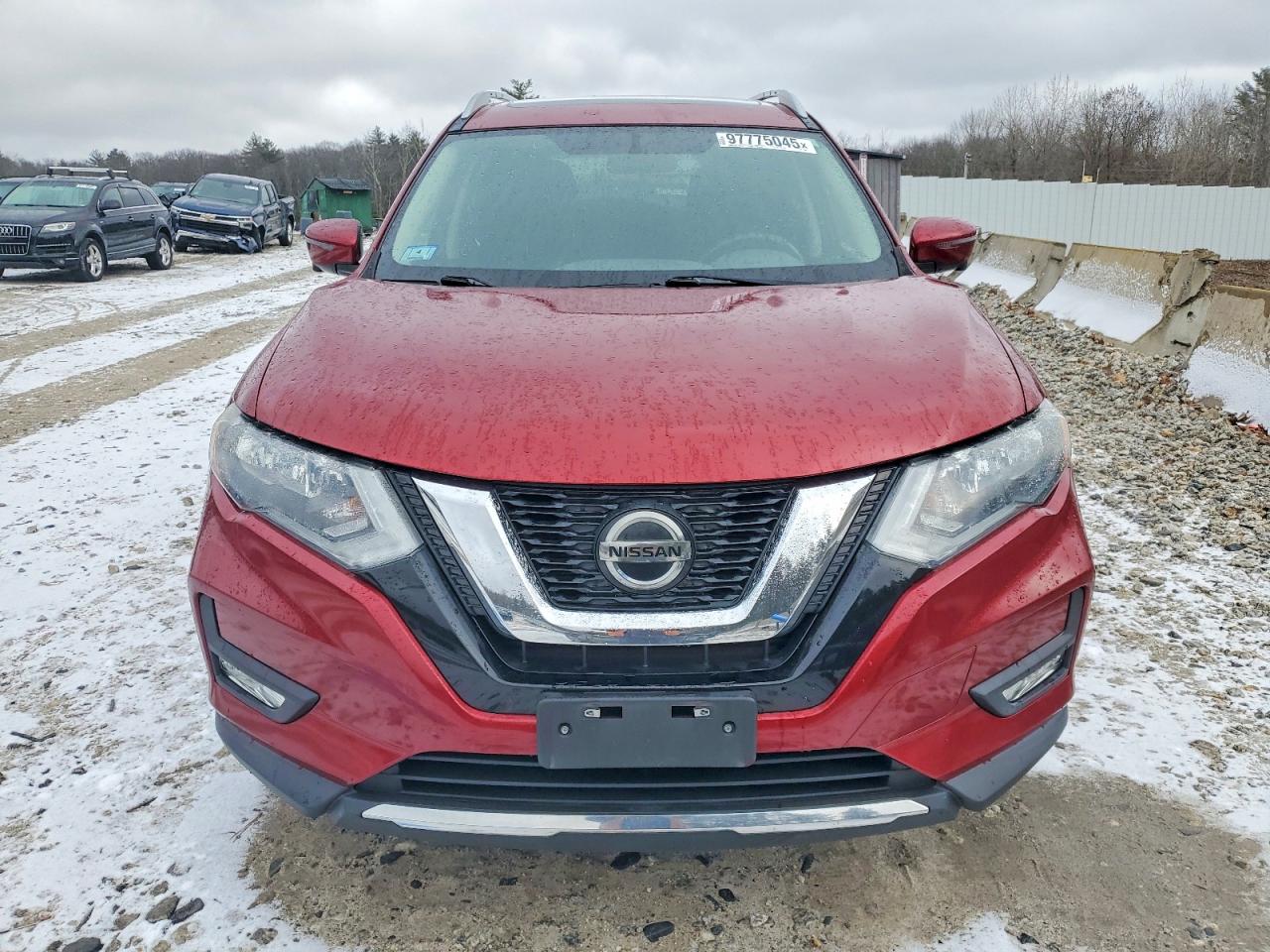 2018 NISSAN ROGUE S photo 5