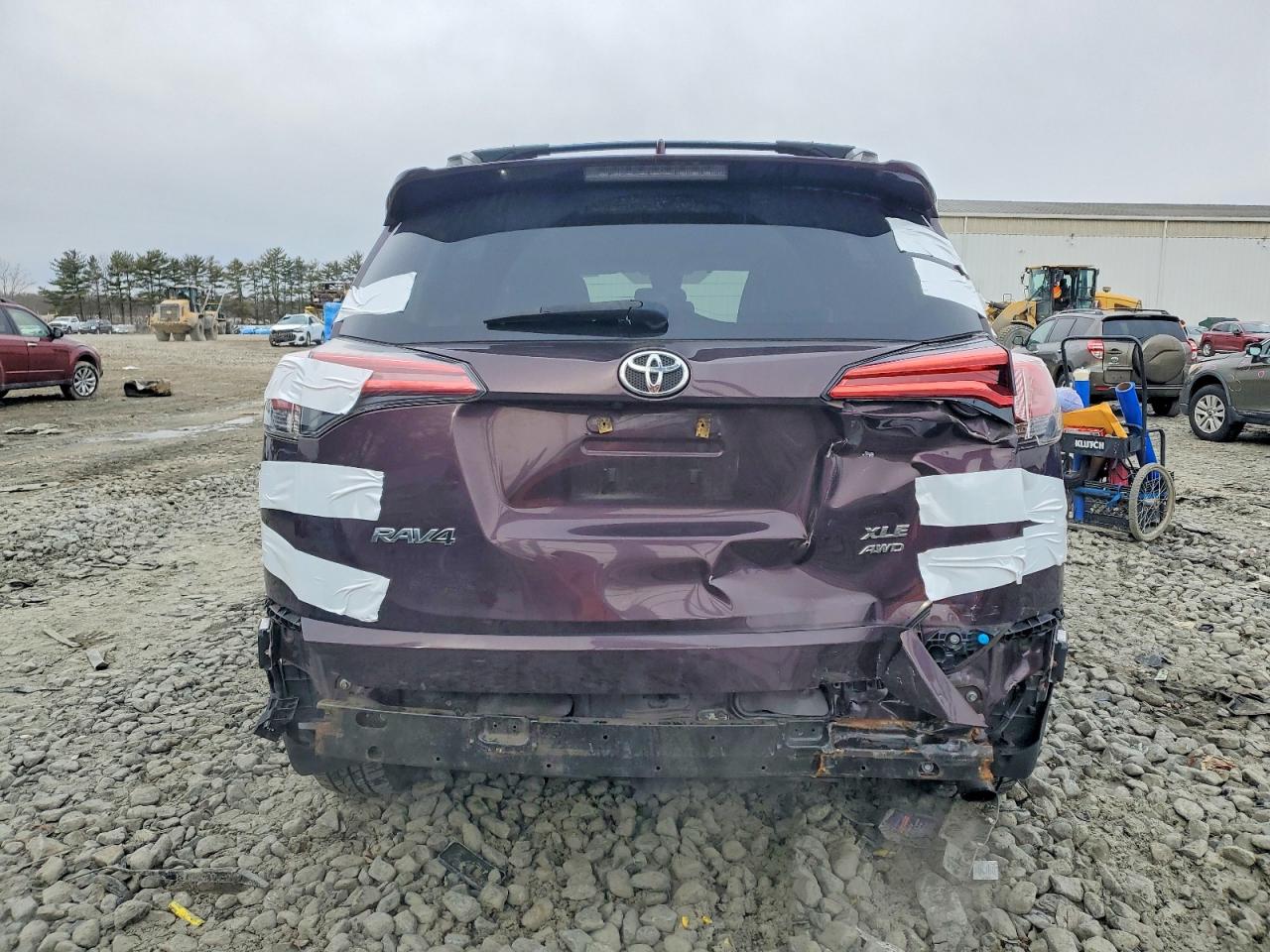 2018 TOYOTA RAV4 ADVENTURE photo 6