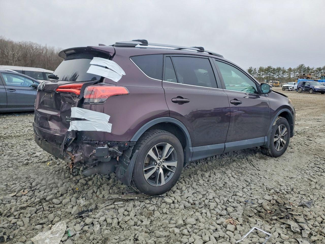 2018 TOYOTA RAV4 ADVENTURE photo 3