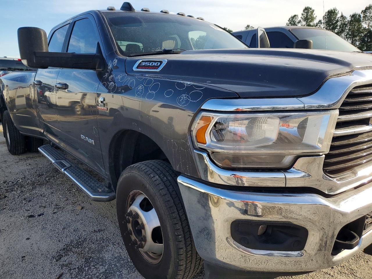 2021 RAM 3500 BIG HORN photo 9