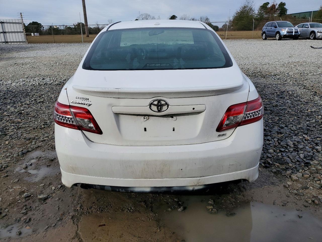 2011 TOYOTA CAMRY BASE photo 6