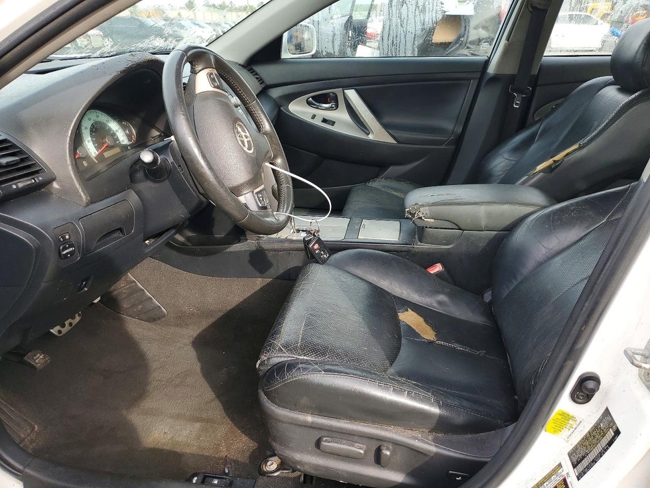 2011 TOYOTA CAMRY BASE photo 7
