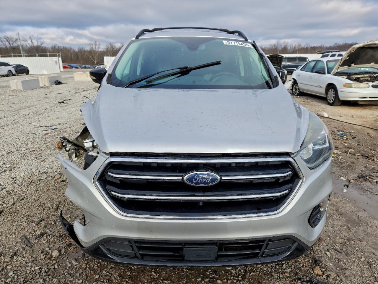 2017 FORD ESCAPE TITANIUM photo 5