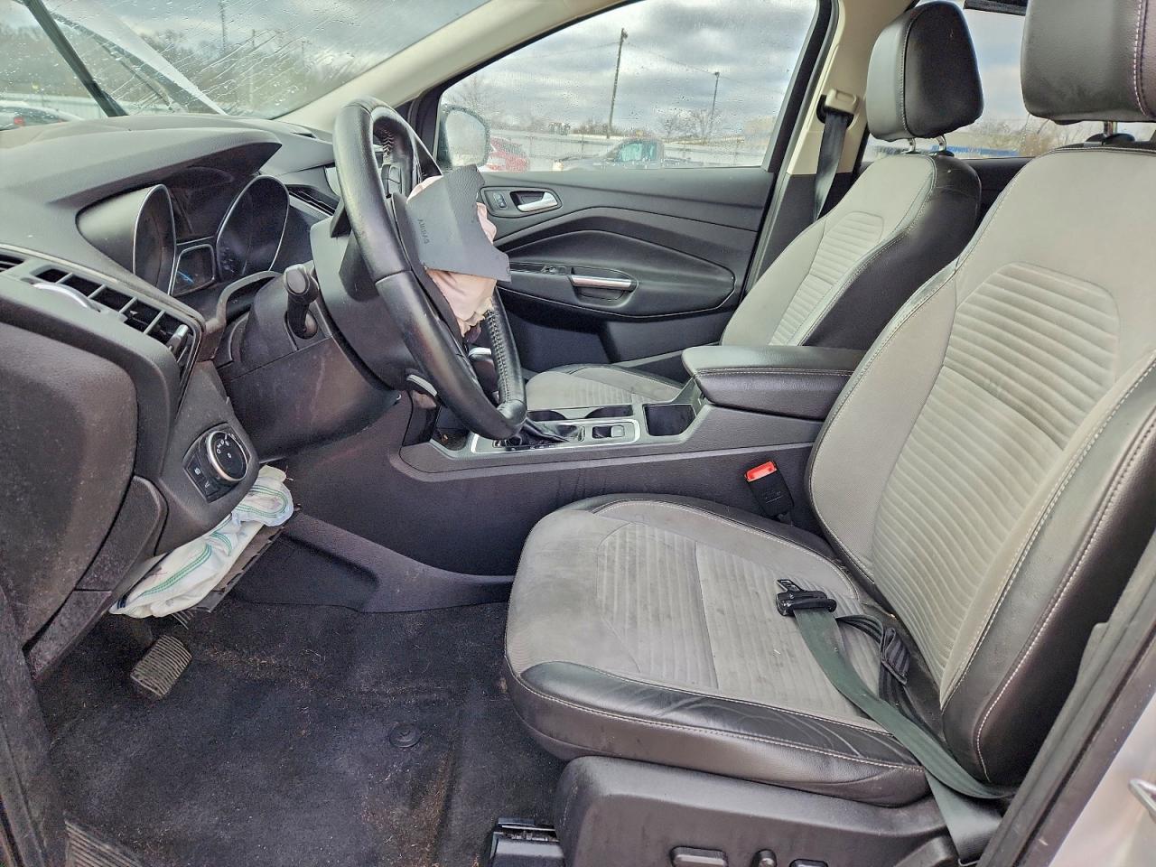 2017 FORD ESCAPE TITANIUM photo 7